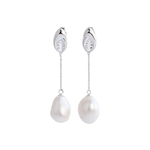 Nick Von K - Crab Claw Pearl Earrings